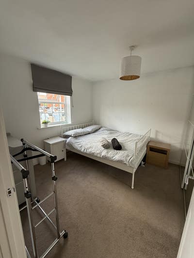 Room available in a village 2 bed bungalow  Main Photo