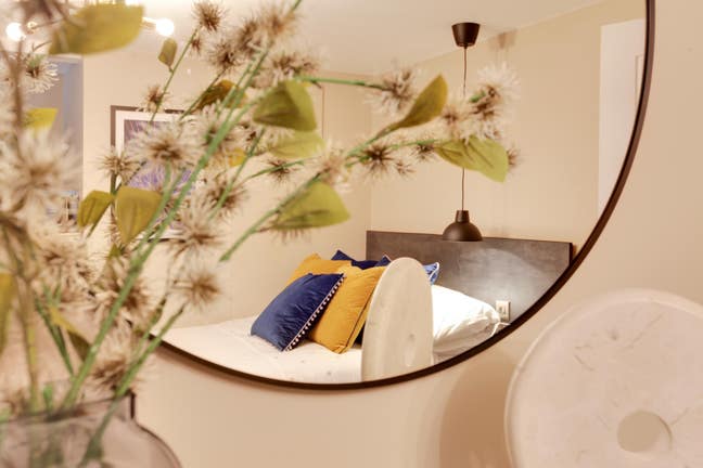 Ensuite Room That Feels Designed. Not Decorated. Main Photo