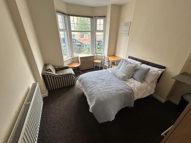Luxury spacious rooms - Close to the town centre Main Photo