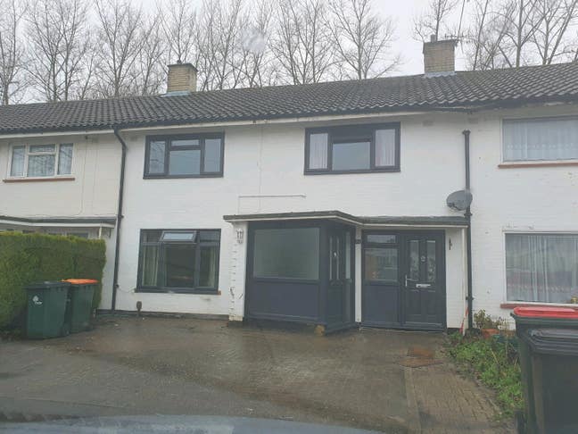 Nice Single Bedroom Available  Main Photo