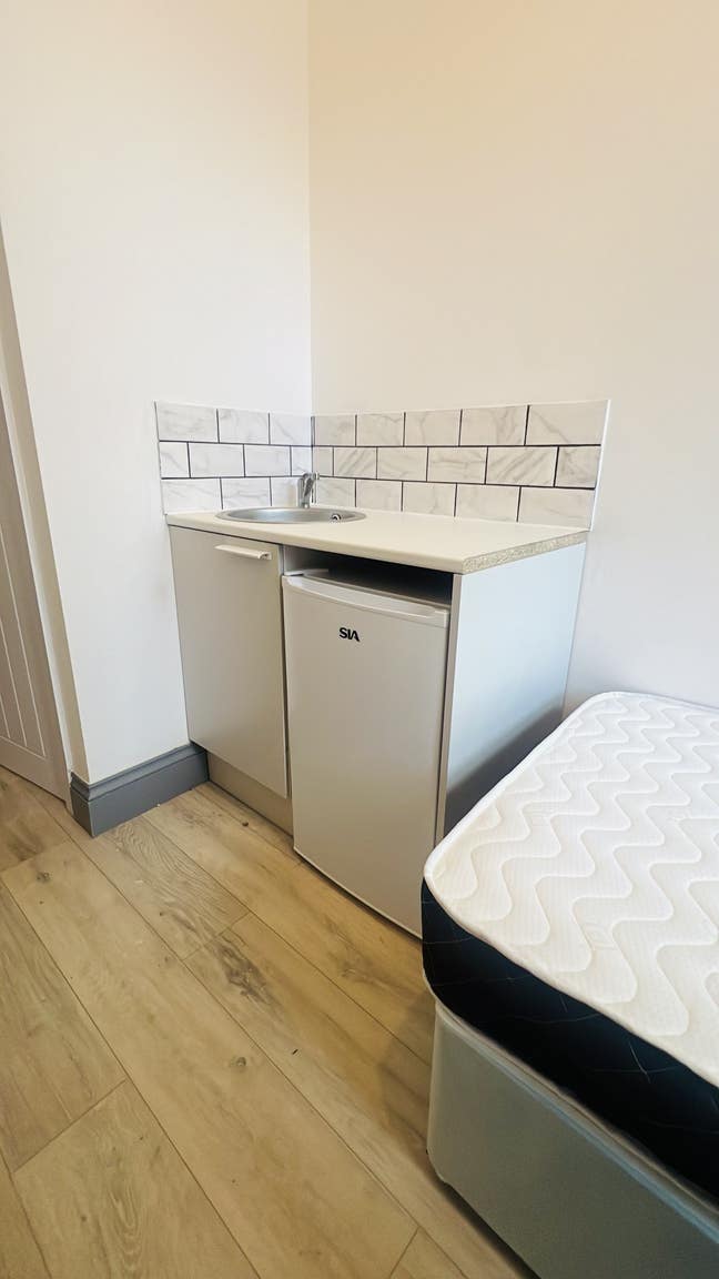 Brand New En Suite Rooms Available Aston B6   Main Photo