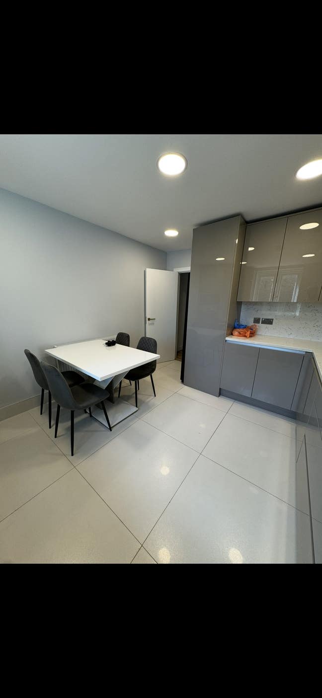 👩‍💼 Pro Living 🏡  •  NW10 • All  Bills In
 Main Photo