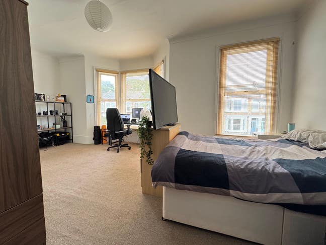Spacious Ensuite Room in New Cross Gate Main Photo