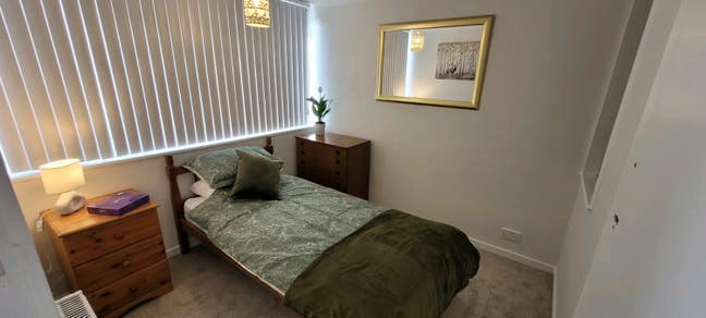 Large loft room for single person.  Main Photo