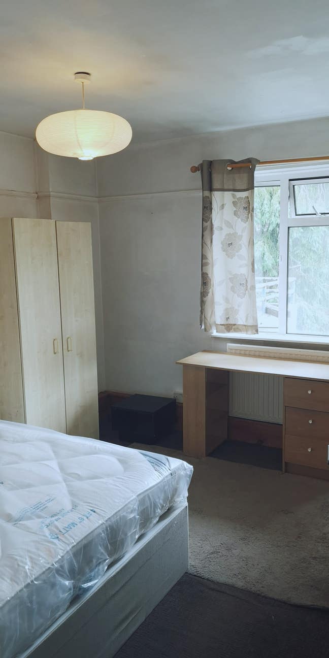 Crouch End - Double Bed Room, £680Pm Plus Bills Main Photo