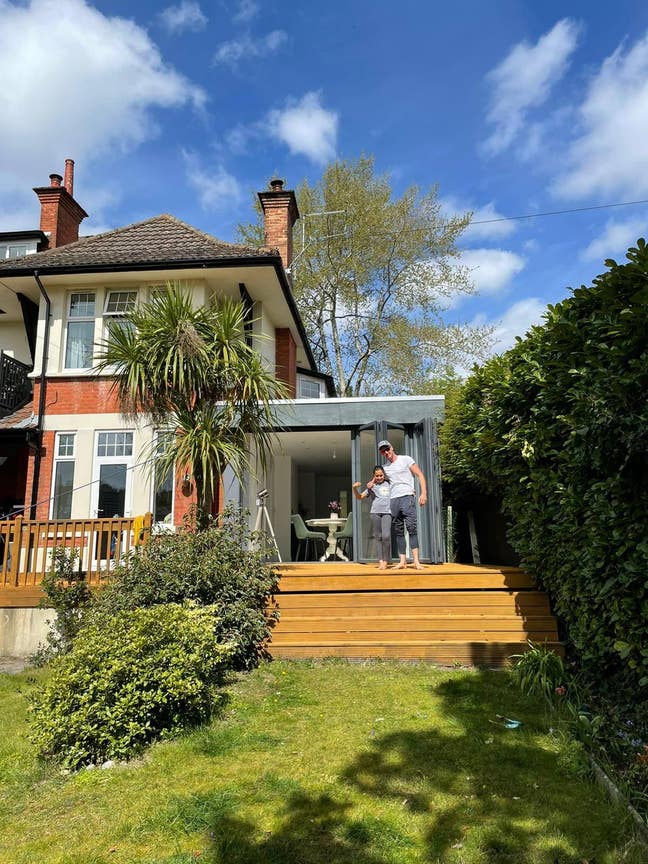 Beautiful 3 bed apartment with private garden Main Photo