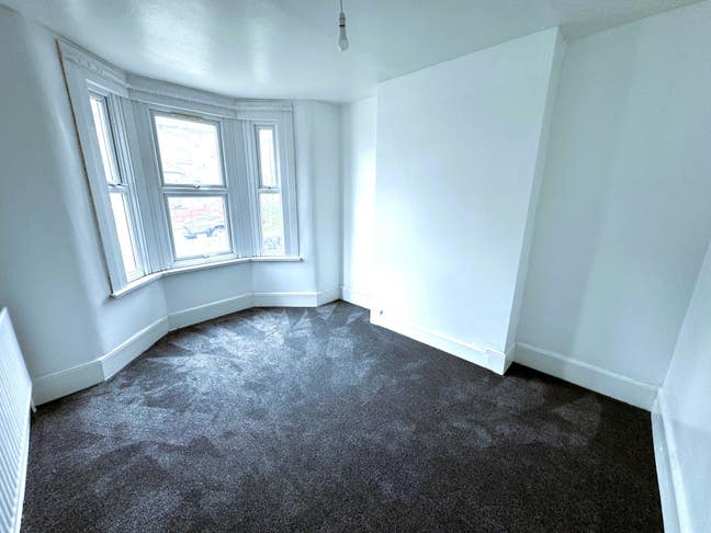 3/4 Bed House , 2 Bathrooms Ilford £2400 Pcm Main Photo