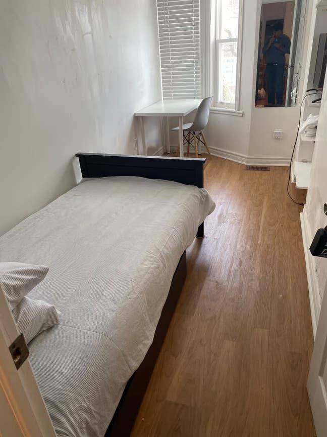 Cute single room in Scholes area. Main Photo