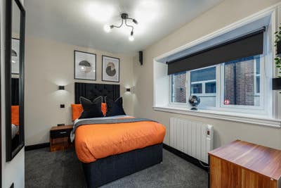 "Stunning Ensuite Double in a Converted Church" Main Photo