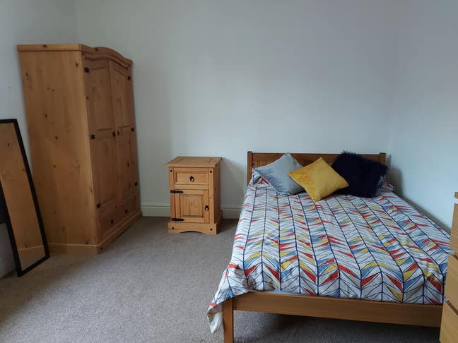  Student Let in Beautiful Victorian House Main Photo