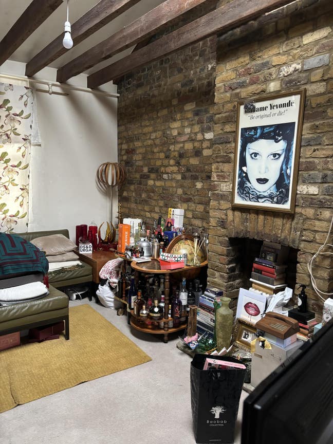 double bedroom in charming rare mews home Main Photo