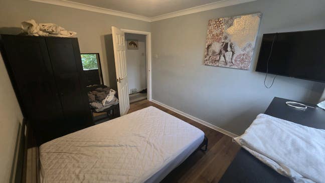 Spacious Double in a Friendly Garden Maisonette Main Photo