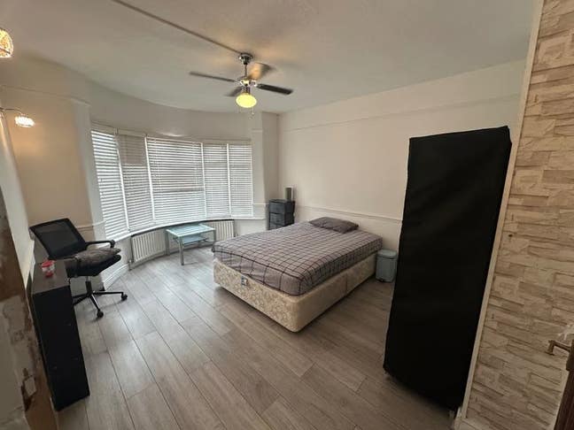 4 double room to let in BR8 For £750 Main Photo