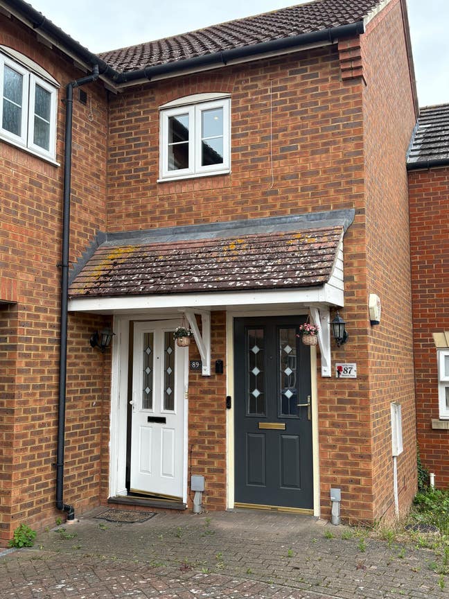 Flat to rent Main Photo