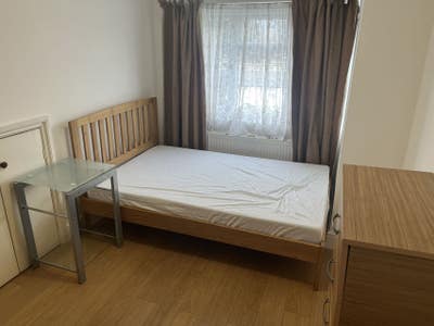 Bright Double Room near Tottenham Hale Main Photo