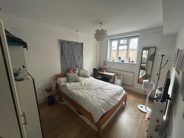 Flatmate wanted! Double room in King’s Cross area Main Photo