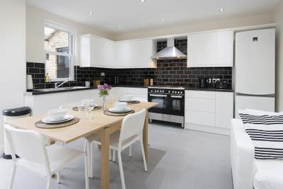 Double Room available in Fulham!  Main Photo