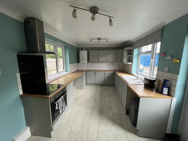 2 bed flat in Bedminster down  Main Photo