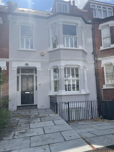 Stunning House rarely available Main Photo