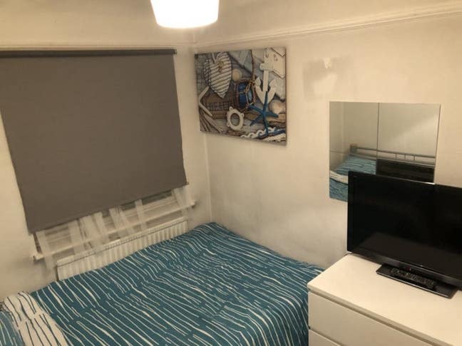 Large Single-All Bills Included-Fully Furnished Main Photo