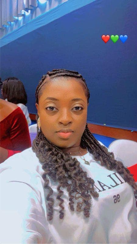 33 year old female seeks a shared or en-suite Main Photo