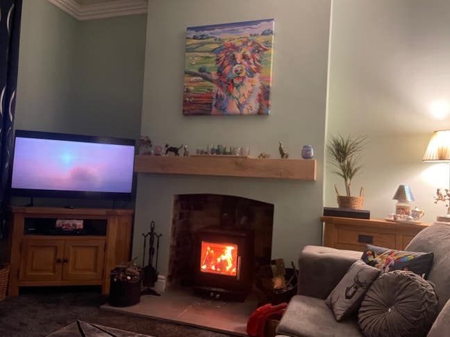 Large Room to let in a shared house  Main Photo