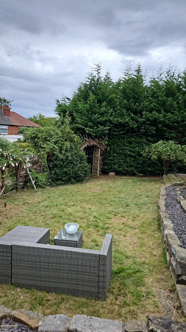 Shared bungalow Killingbeck.  Main Photo