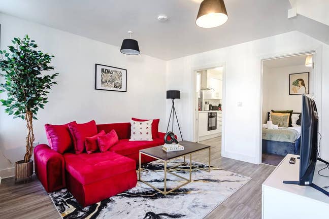 2 Bedroom Flat Bills Included Available Now  Main Photo