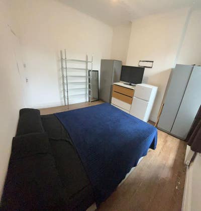 🛏️  Double Room to Let in -  Streatham Hill  Main Photo
