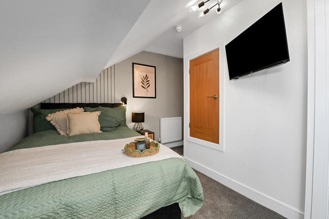 🌿🎐Most Convenience Brandnew Rooms in Carlton Main Photo