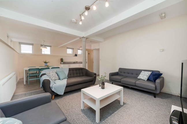 City Centre Flat Share (1TC) Main Photo