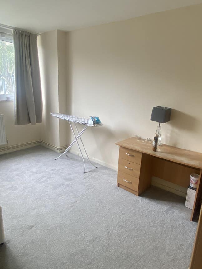 Large Double Room With Garden Main Photo