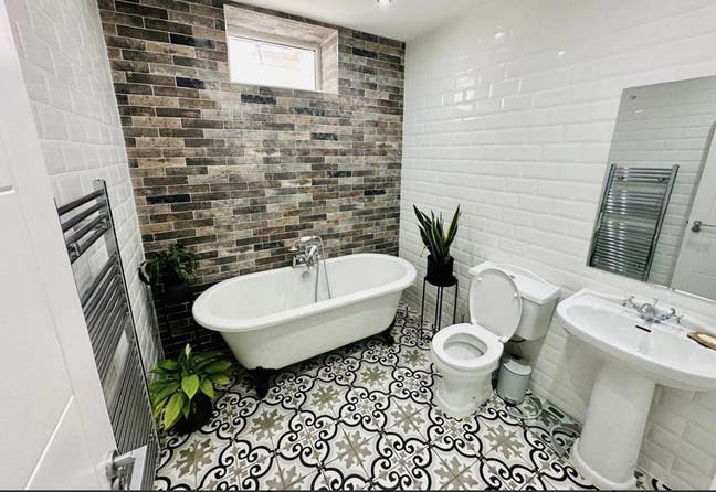 Room in all girls house in Fulham Main Photo