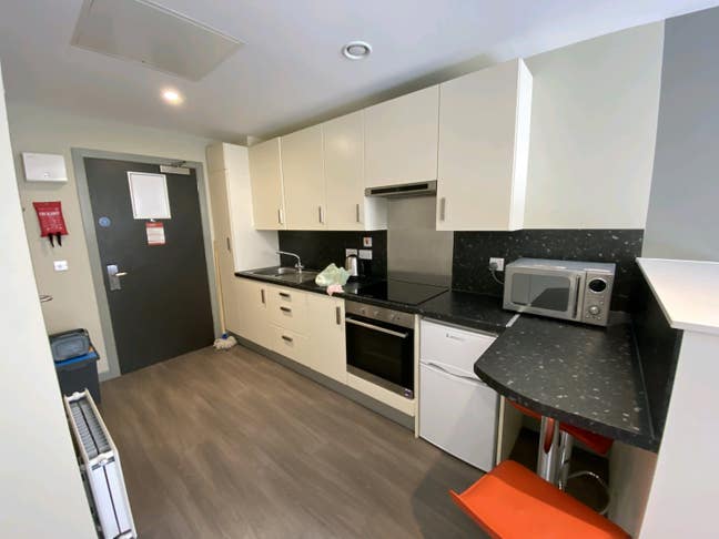 Student Accommodation  Relet | Edinburgh Main Photo