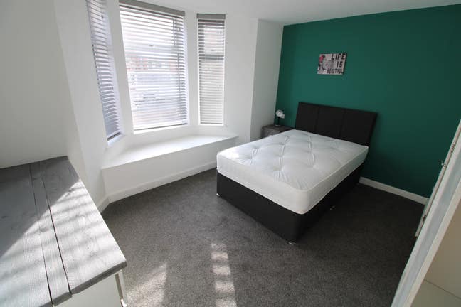 ** Special Offer 1St Month Rent Half Price** Main Photo