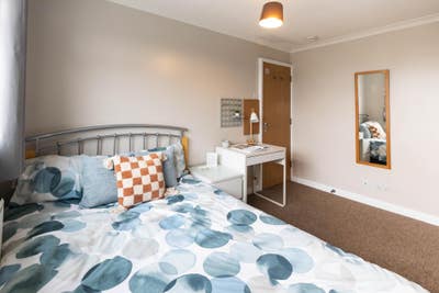 Shared Living, done differently 🏠  Main Photo
