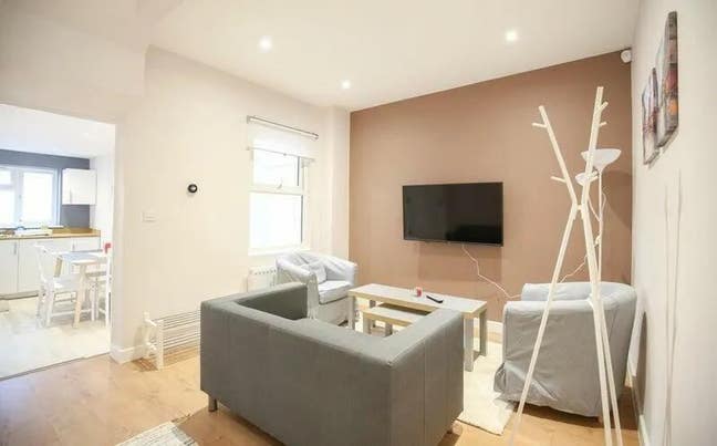 Double Room in Canning Street – All Bills In Main Photo