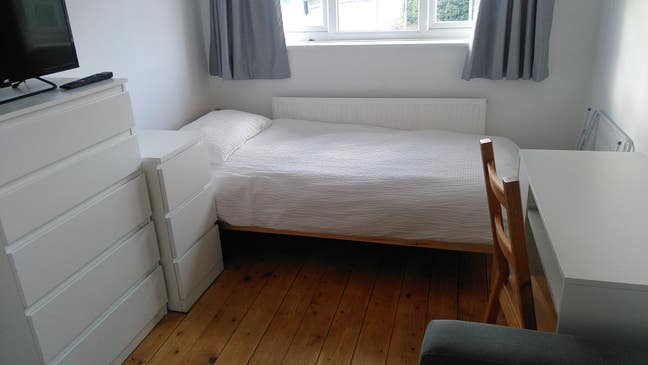 Room to let 1 mile from Chepstow station  Main Photo