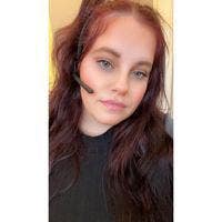 I am a professional female aged 31. I am look... Main Photo