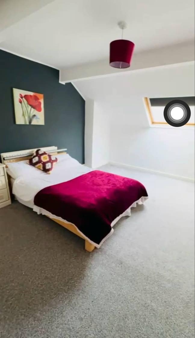 One room in shared house s5 for female   Main Photo