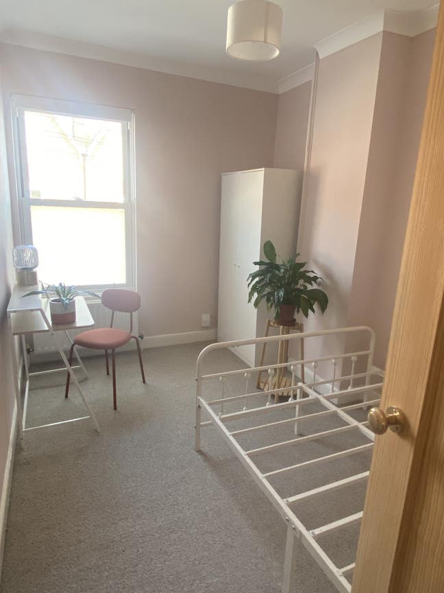 Furnished double available now! Bills included Main Photo