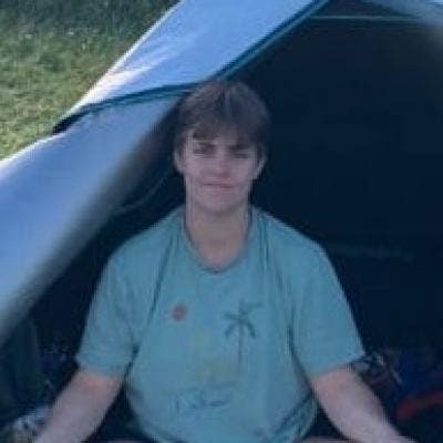 PhD Student looking for Double Room Main Photo