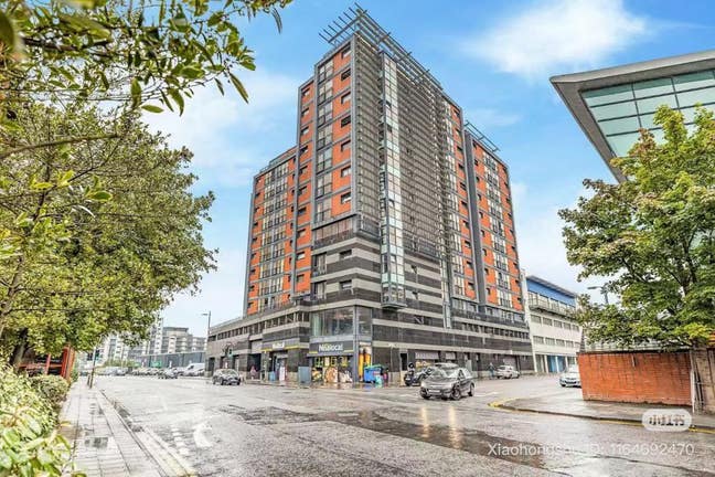 Ensuite Room for Rent – Modern 2B2B Apartment (Fem Main Photo