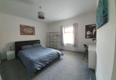 Spacious King-sized Room Available Main Photo