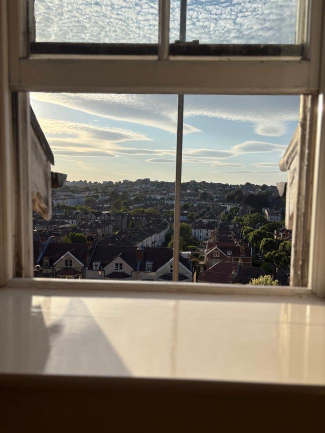 Bills Included -Top Floor Flat overlooking Bristol Main Photo