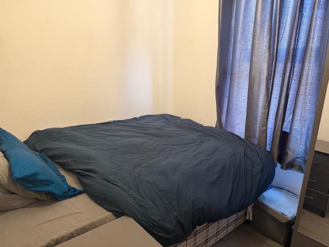 Double Room Available  Main Photo