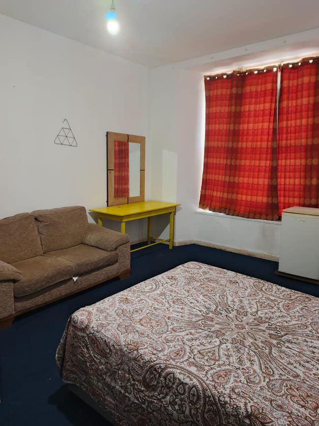 Near City Centre, Ctax + bills included Main Photo
