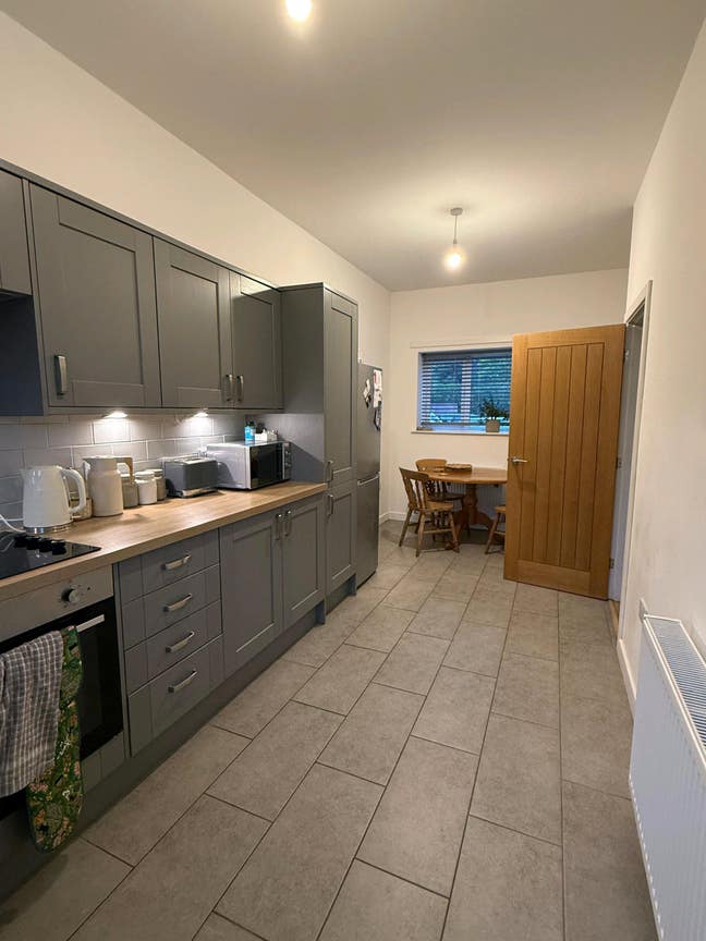 Double Room with Ensuite – Friendly, Professional Main Photo