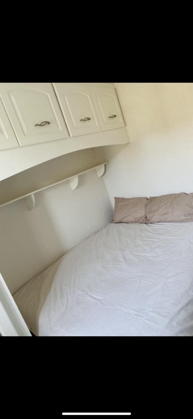 **Room available ASAP fab location** Main Photo