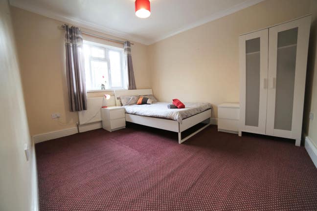 All Bill Included I Limehouse I Queen Mary Uni Main Photo